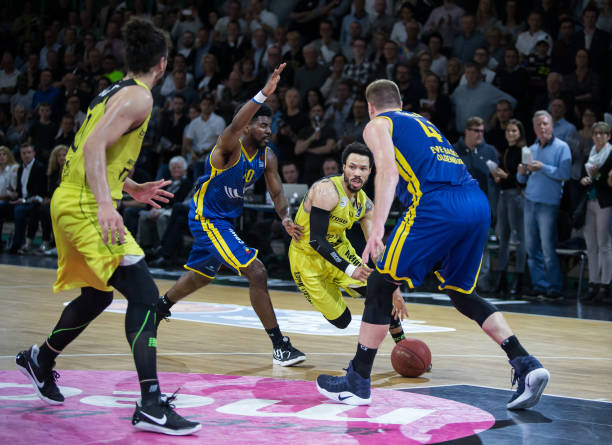 教练组提供 教练组提供