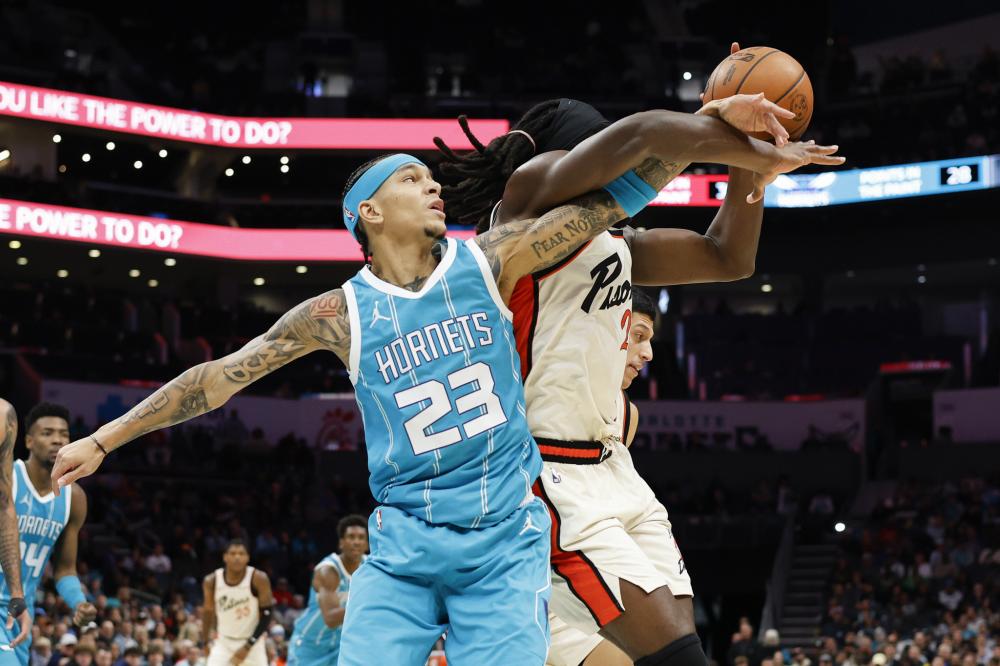 他们两人的 他们两人的