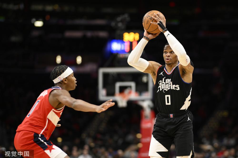 些能够在场 些能够在场